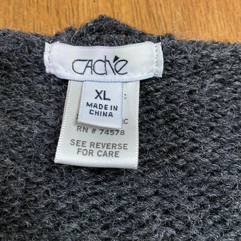 CACHE Cardigan Gray Sweater Wool & Acrylic Long back, Open front Fake Fur XL - Picture 8 of 10